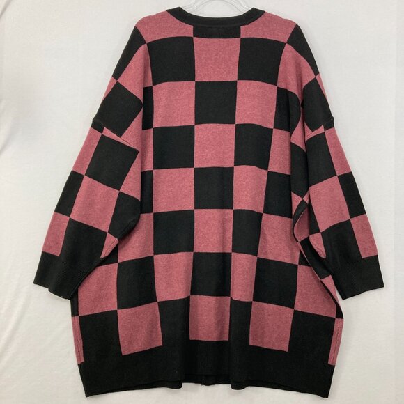 Torrid size 4X Pink Black Checkered Luxe Cozy Jacquard Boyfriend Cardigan Tunic - Picture 10 of 11